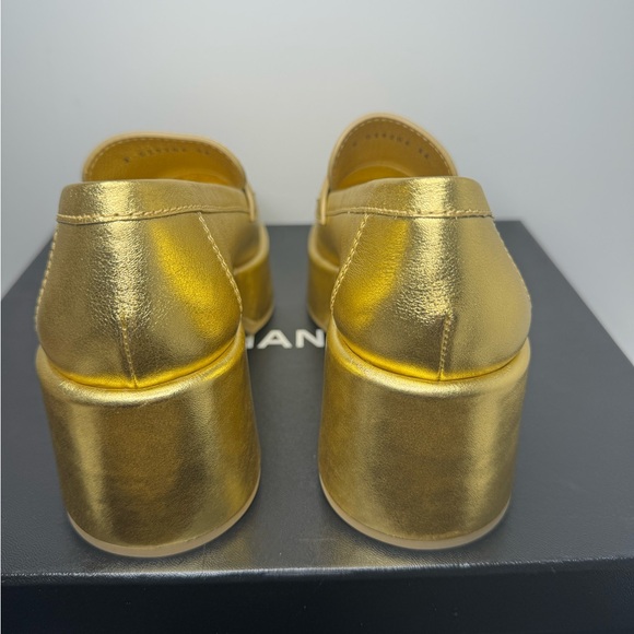 Authentic Chanel Gold Platform Loafer New - Picture 4 of 7